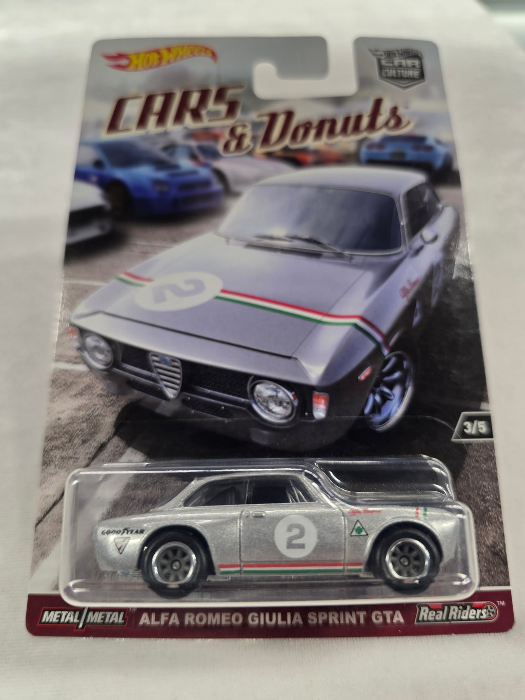 Alfa Romeo Giulia Sprit GTA Cars & Donuts 3/5