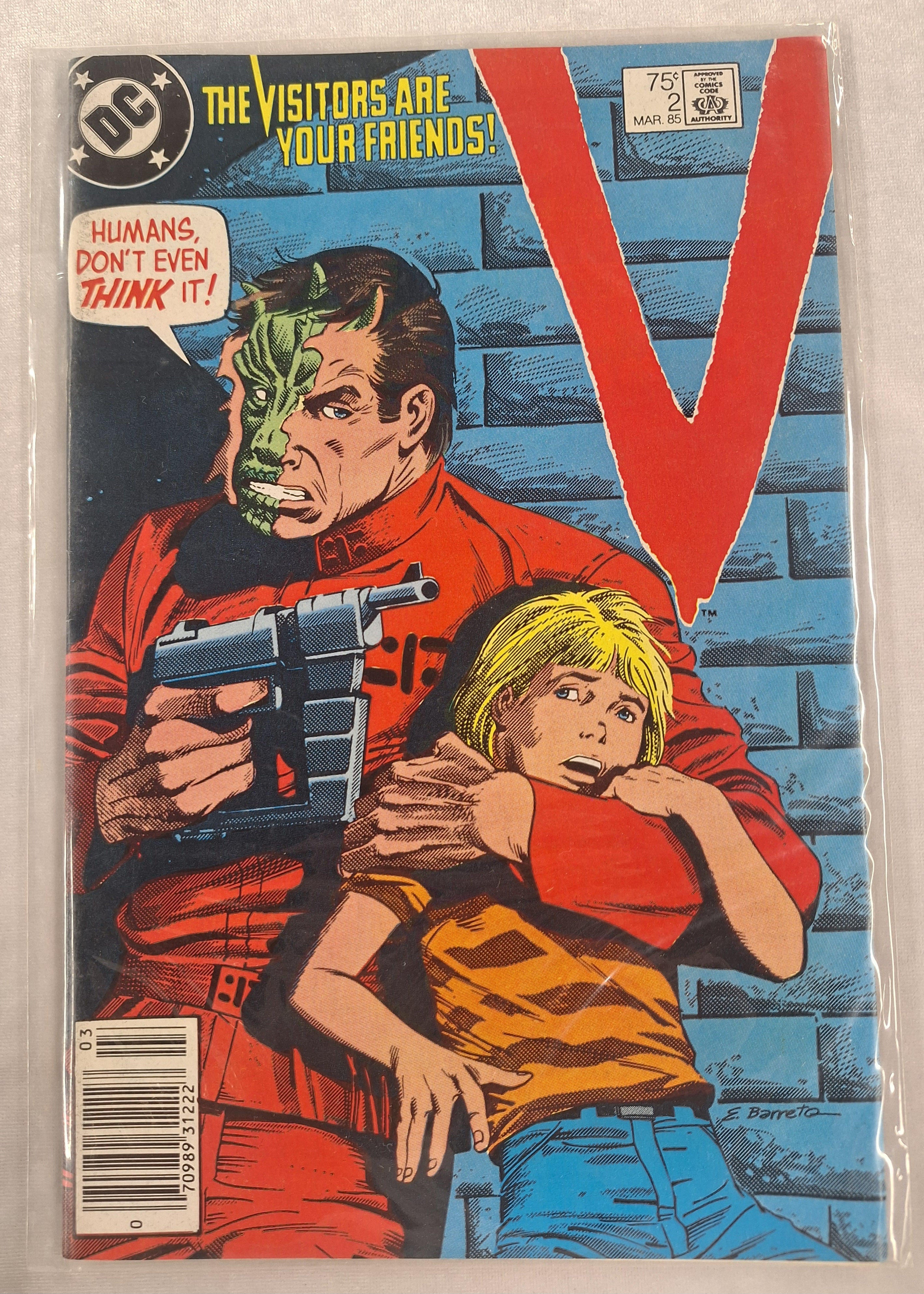 1985 "V" Visitors Comic Book Set Of 2