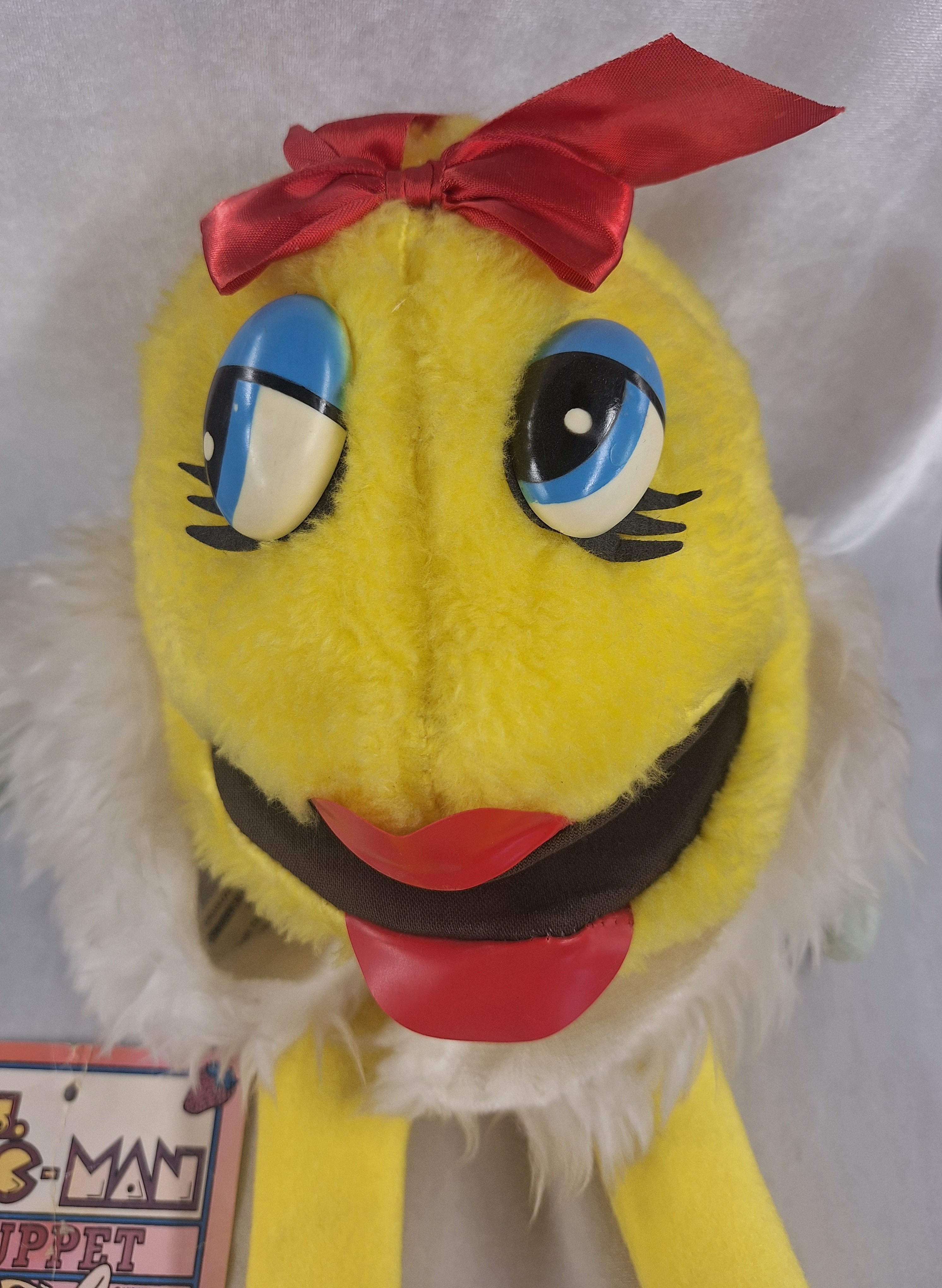 1982 Ms. Pac-Man Puppet