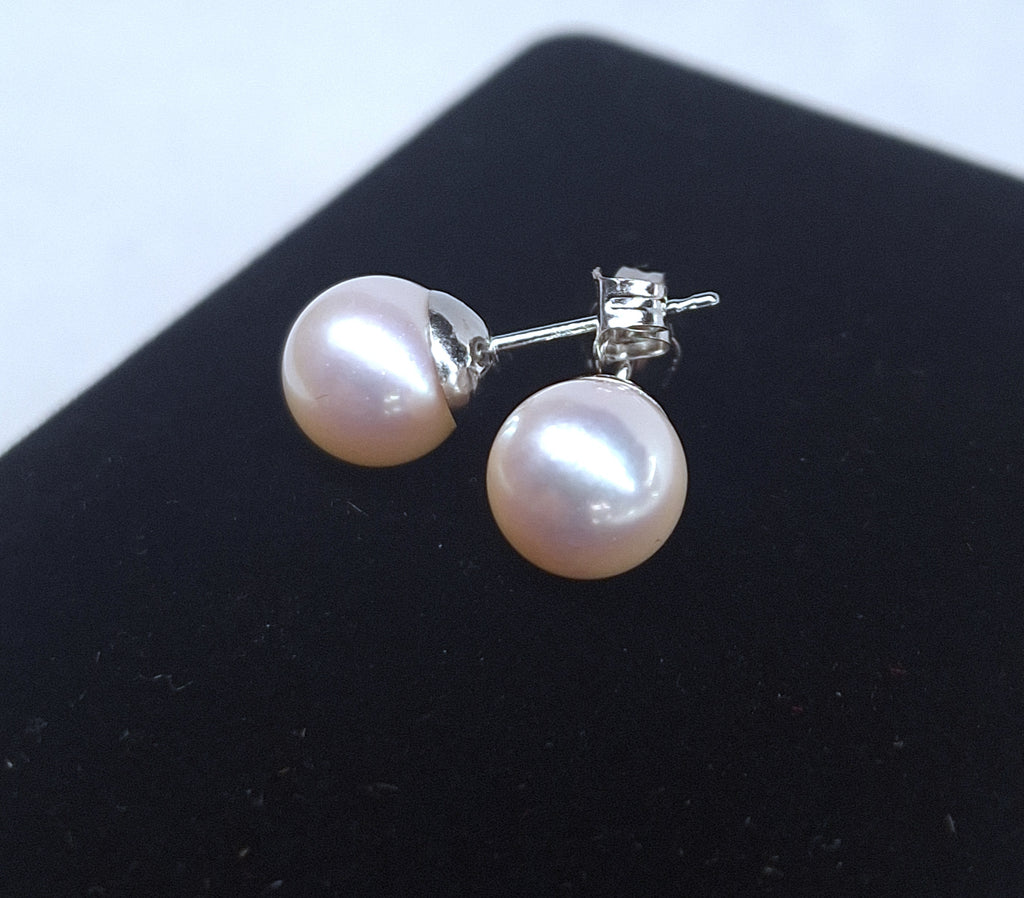 Akoya Pearl Earrings 8mm
